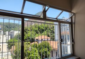 Apartamento com 3 Quartos para alugar, 91m²