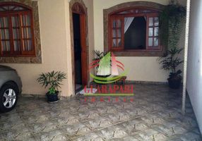 Casa com 3 Quartos à venda, 135m²