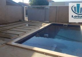 Casa com 3 Quartos à venda, 262m²