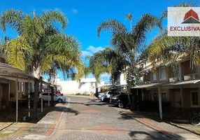 Casa de Condomínio com 3 Quartos à venda, 100m²