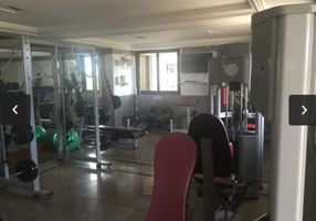 Apartamento com 4 Quartos à venda, 210m²