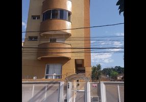 Apartamento com 2 Quartos à venda, 84m²