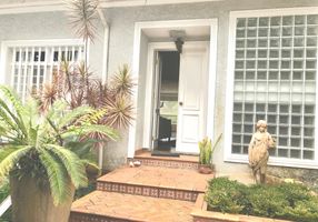 Sobrado com 6 Quartos à venda, 700m²