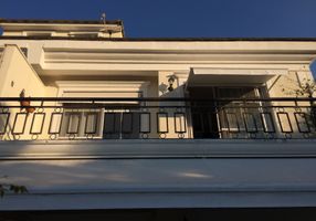 Casa de Condomínio com 4 Quartos à venda, 270m²