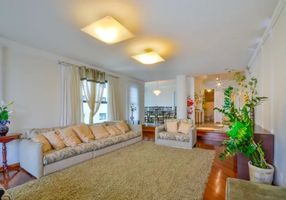 Apartamento com 4 Quartos à venda, 225m²