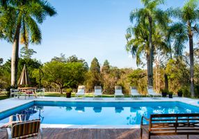 Fazenda/Sítio com 4 Quartos à venda, 1600m²