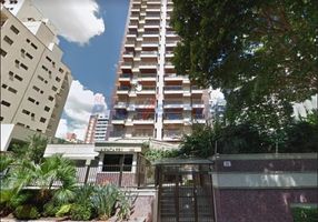 Apartamento com 3 Quartos à venda, 140m²