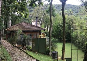 Apartamento com 2 Quartos à venda, 117m²