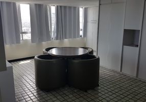 Apartamento com 6 Quartos à venda, 298m²