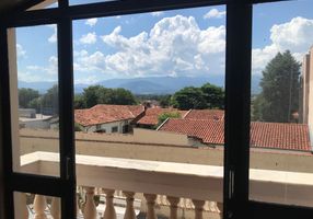 Apartamento com 3 Quartos à venda, 110m²