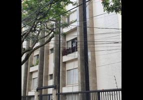 Apartamento com 4 Quartos à venda, 145m²