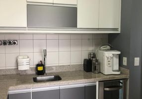 Apartamento com 3 Quartos à venda, 109m²