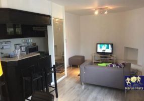 Flat com 2 Quartos para alugar, 70m²