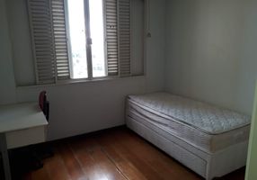 Apartamento com 3 Quartos para alugar, 117m²