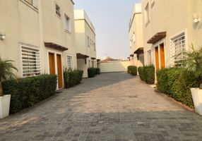 Casa de Condomínio com 3 Quartos à venda, 198m²