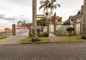 Sobrado com 3 Quartos à venda, 370m²
