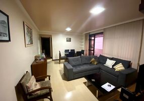 Apartamento com 3 Quartos para alugar, 273m²