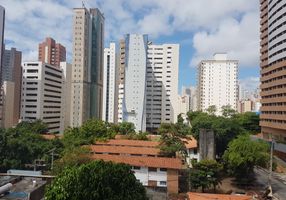 Apartamento com 3 Quartos para alugar, 80m²