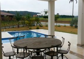 Sobrado com 3 Quartos para venda ou aluguel, 480m²