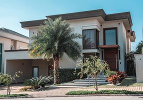 Casa com 4 Quartos à venda, 400m²