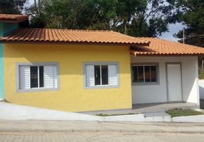 Casa com 2 Quartos à venda, 88m²