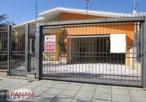 Casa com 3 Quartos à venda, 187m²
