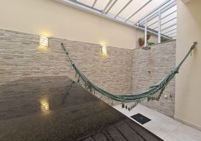 Casa com 3 Quartos à venda, 115m²