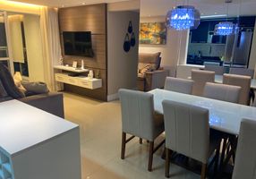 Apartamento com 3 Quartos à venda, 82m²
