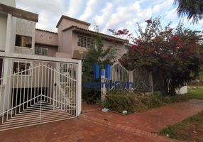 Sobrado com 3 Quartos à venda, 201m²