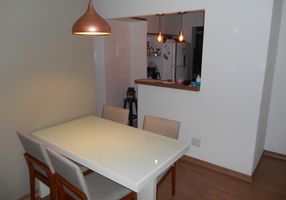 Apartamento com 3 Quartos à venda, 75m²