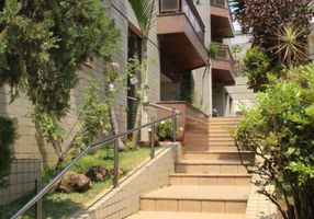 Cobertura com 3 Quartos à venda, 215m²