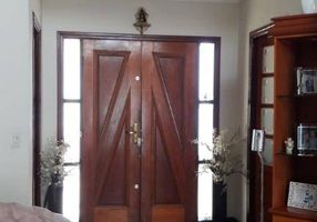 Casa de Condomínio com 5 Quartos à venda, 510m²