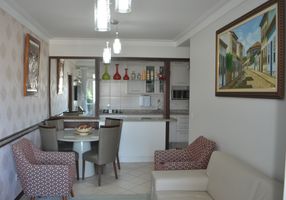 Apartamento com 3 Quartos à venda, 81m²