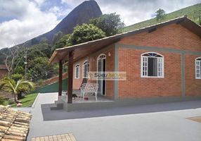 Casa com 3 Quartos à venda, 123m²