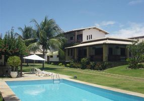 Sobrado com 5 Quartos à venda, 364m²