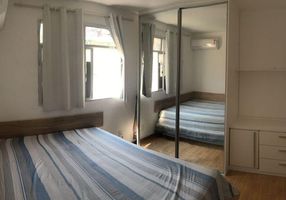 Apartamento com 2 Quartos para alugar, 50m²