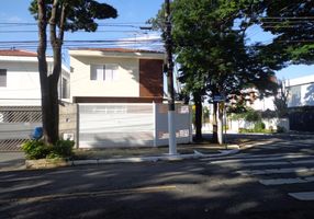 Casa com 3 Quartos à venda, 220m²
