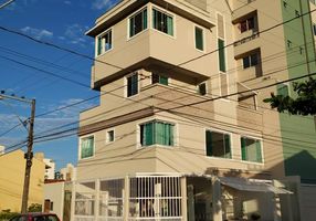 Casa com 3 Quartos à venda, 335m²