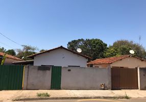 Fazenda/Sítio com 3 Quartos à venda, 1119m²