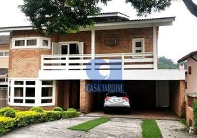 Casa de Condomínio com 4 Quartos para venda ou aluguel, 459m²