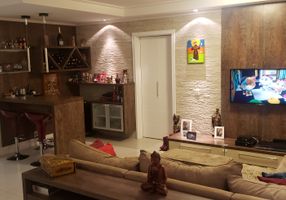 Apartamento com 3 Quartos à venda, 130m²