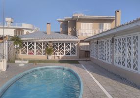 Apartamento com 4 Quartos à venda, 190m²