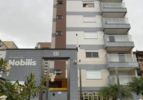 Apartamento com 3 Quartos para alugar, 192m²