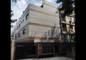Casa de Condomínio com 2 Quartos para alugar, 176m²