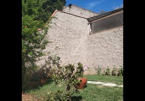 Sobrado com 3 Quartos à venda, 160m²
