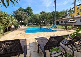 Casa de Condomínio com 6 Quartos à venda, 530m²