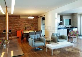 Apartamento com 2 Quartos para alugar, 107m²