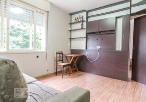 Apartamento com 1 Quarto para alugar, 35m²