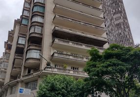 Apartamento com 4 Quartos para alugar, 400m²