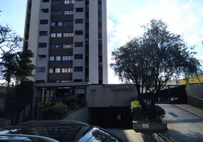 Apartamento com 3 Quartos à venda, 74m²